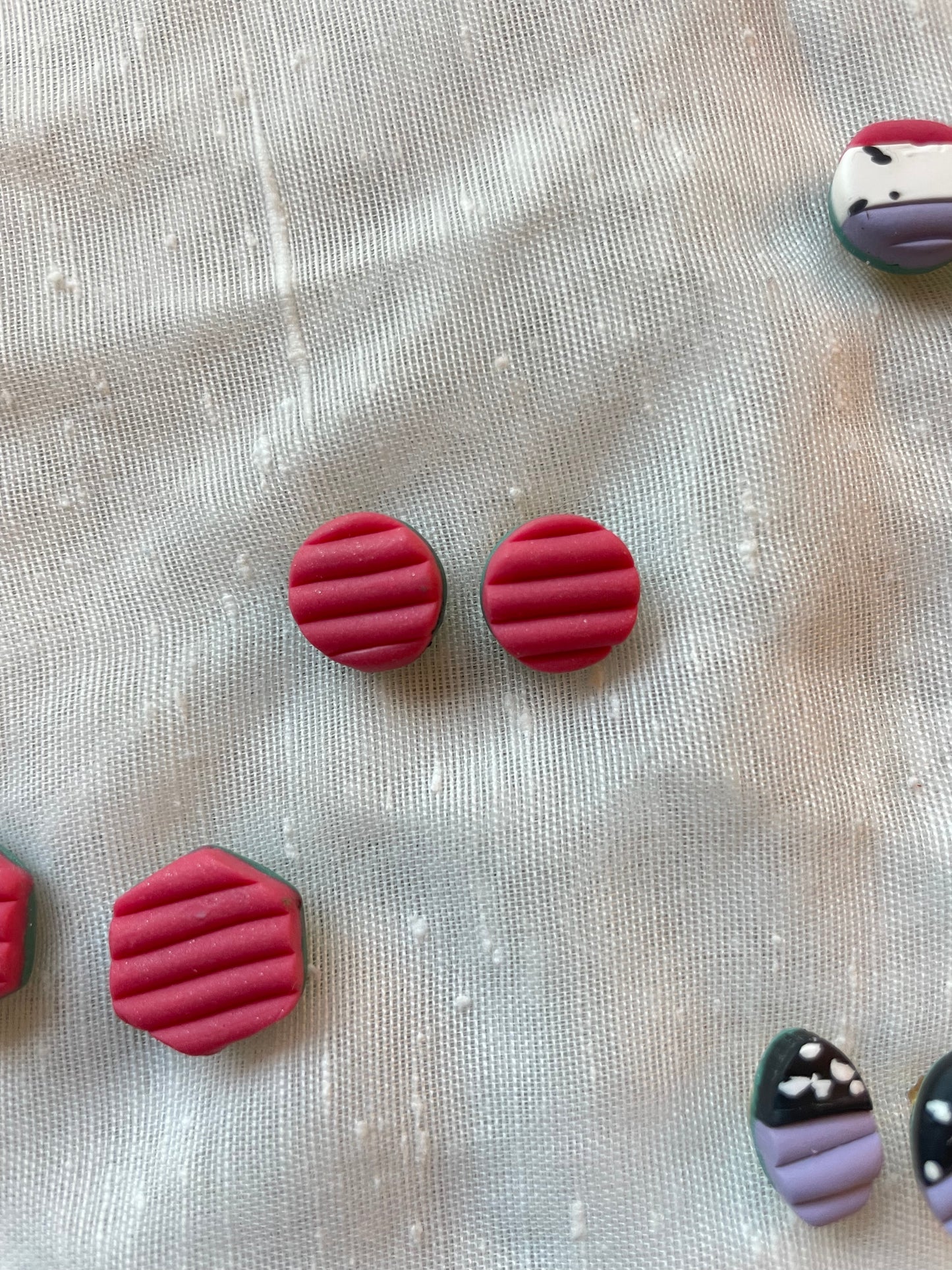 Coily Round Mini Studs