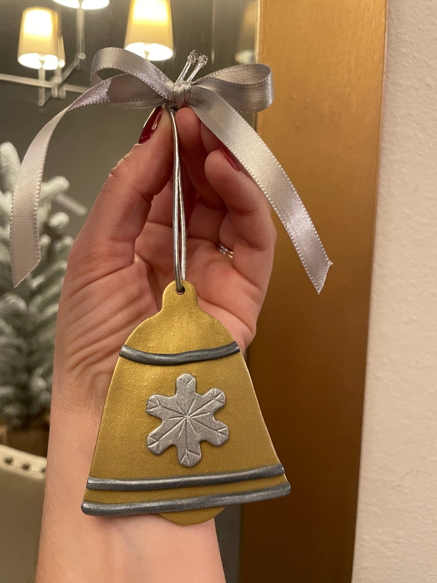 Golden Snowflake Bell